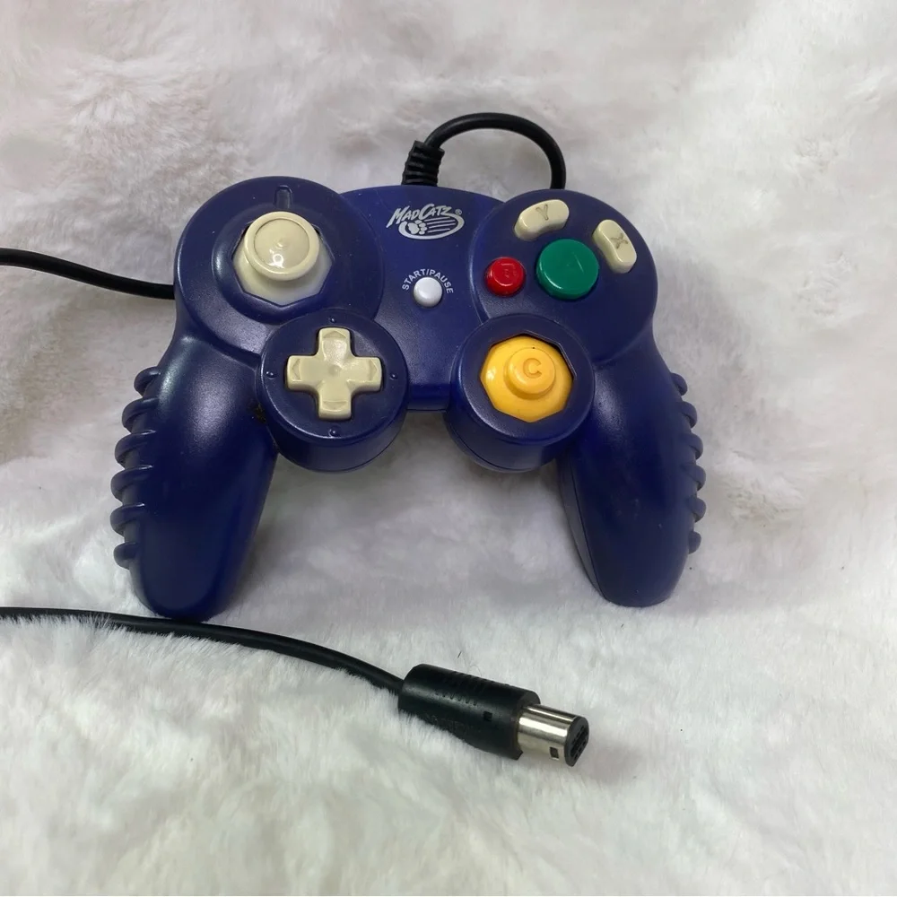 MadCatz GameCube purple Nintendo controller